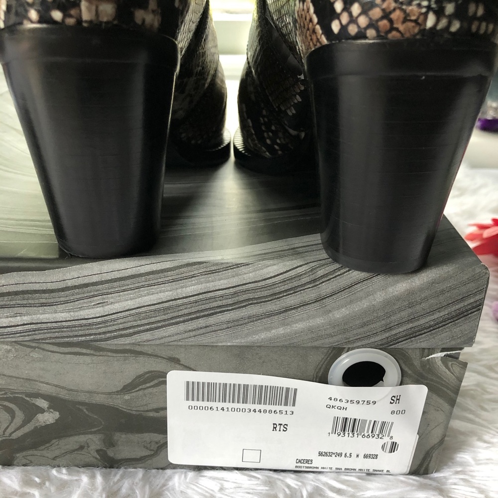 Jeffrey Campbell Caceres Bootie Brown White Snake Black. Size 6.5 - Picture 7 of 16